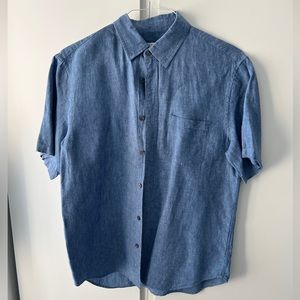 Club Monaco Slim fit short sleeve jean shirt - M